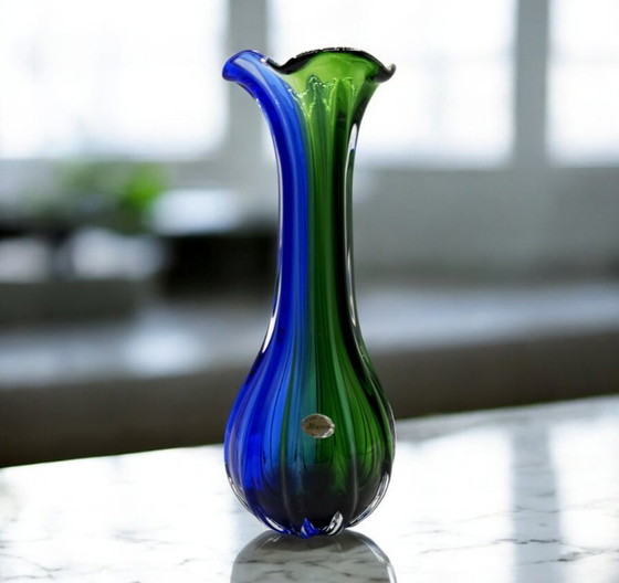 Image 1 of Murano - Kunstvolle Vase - Grün und blau, gerippt, elegantes Design