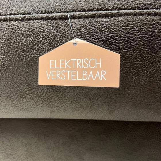 Image 1 of Sofá esquinero Muscolo con función relax en micropiel Dakota