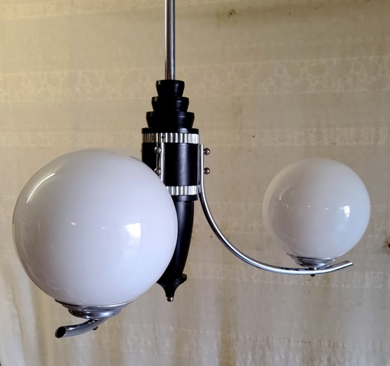 Lampadario Art Déco in metallo, legno e globo in vetro opalino - Anni '40/'50 – Glass (photo 10 of 10)