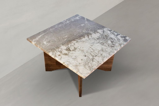 Couchtisch quadrata Forest Snow aus Naturstein und Massivholz Eiche