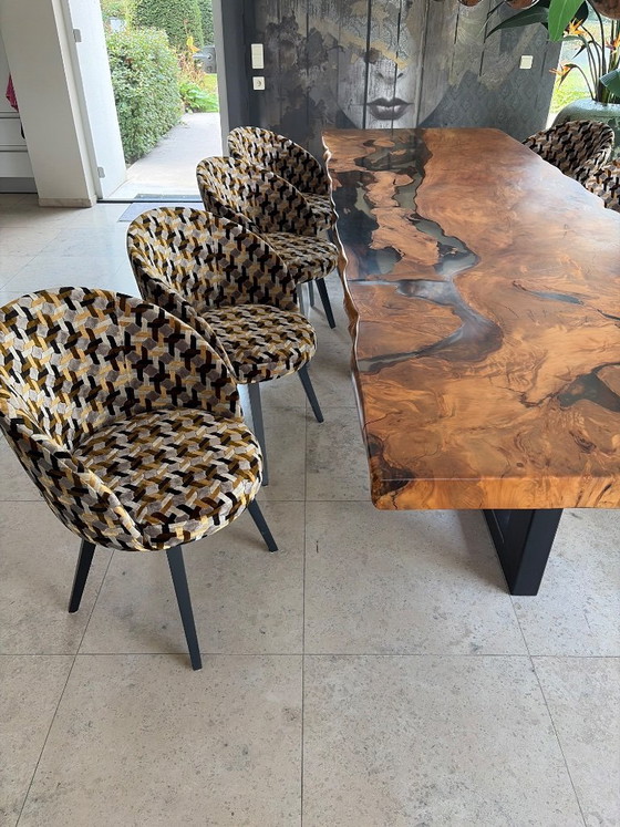 Kauri tafel van unieke origine!! Op stalen voet ! Ook met stoelen te koop – Dining tables, Wood, Polyester (photo 3 of 5)