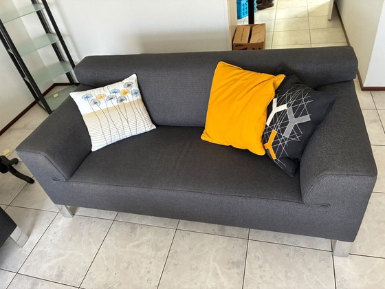 Pode Edit 2,5 + 3 Sitzer Kombination, 2 Sitzer Sofas, Stoff, Metall, Grau, Modern (Foto 6 von 6)