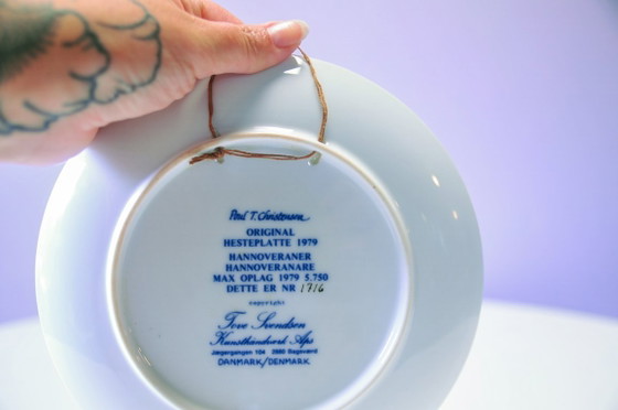 Set X2 Wandteller Pferde Paul T. Christensen – Wanddekoration, Porcelain (photo 8 of 8)