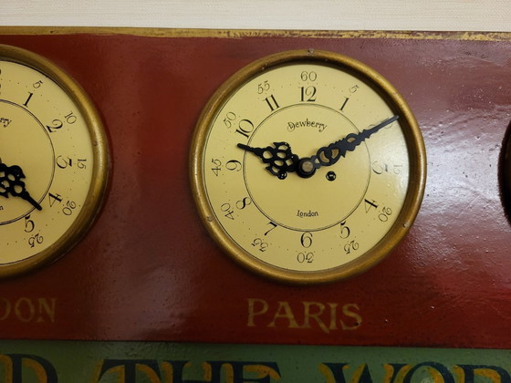 Image 1 of Imagen de reloj de avión de madera de Country Corner