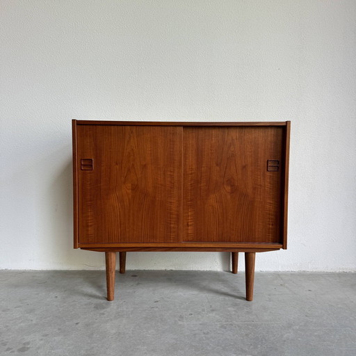 Buffet vintage à portes coulissantes