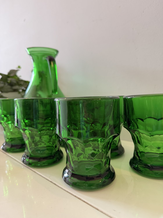 Image 1 of Juego italiano de vasos y jarra Bormioli verde esmeralda