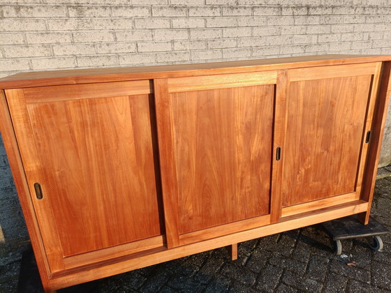 Image 1 of Teakhouten dressoir 