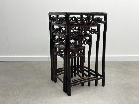 Image 1 of Chinese Huanghuali houten nest tafels circa 1900