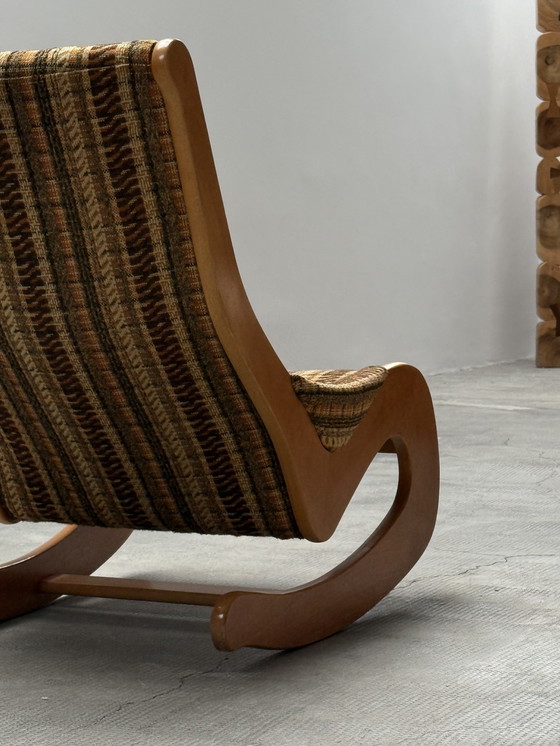 Image 1 of SEDIA A DONDOLO CASALA XL IN LANA BOUCLÉ ​​DI FAGGIO ANNI '60