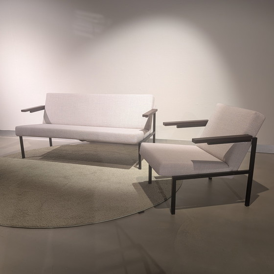 Image 1 of Spectrum BZ63 2-seater sofa with SZ63 armchair