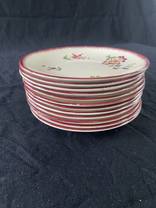 Set of 12 Digoin Sarreguemines "Strasbourg" plates