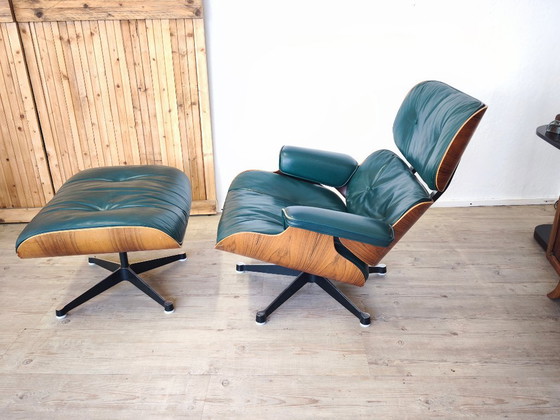 Poltrone Eames Lounge originali Herman Miller con pouf. In pelle verde avocado – Legno (photo 3 of 12)
