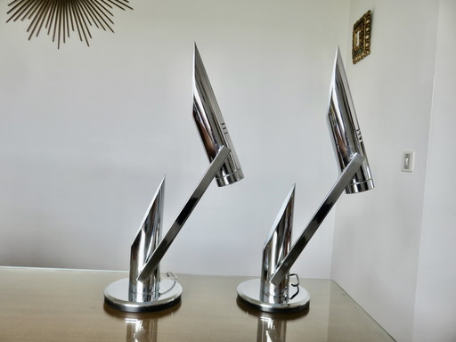 2x Fase Tharsis table lamp by Luis Perez de la Oliva,