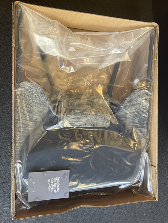 Image 1 of 2 tumbonas Moooi Shift NUEVO