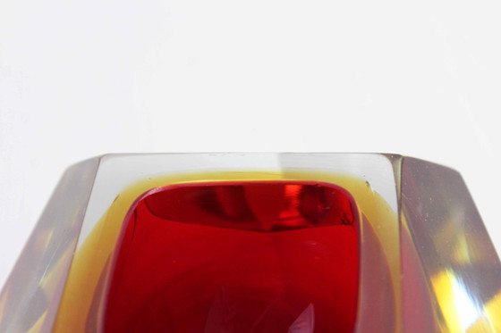 Image 1 of Cendrier Diamant en verre de Murano