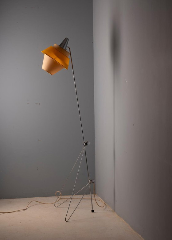 Vintage Floor Lamp by Josef Hůrka for Napako, 1950s, Czechoslovakia, 160 × 32 × 32 cm – Floor lights, Metal (photo 7 of 11)