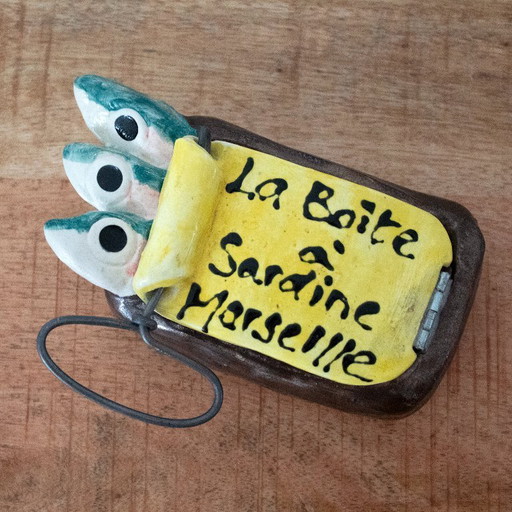 Scatola per sardine in ceramica, Marsiglia, Francia, Nahmias Ceramicas