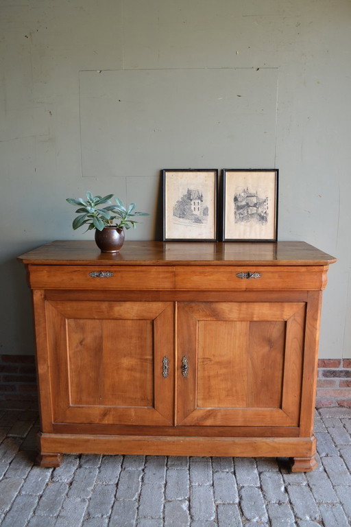 Antikes Louis-Philippe-Sideboard, Kommode aus Kirschholz.