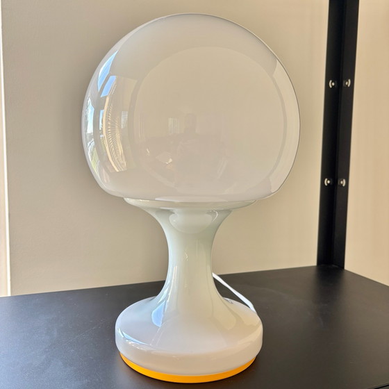 1970s Czechoslovak Space Age Mushroom Table Lamp – Opaline Glass (photo 2 of 5)