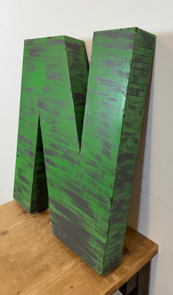 Image 1 of Grande lettera N in ferro verde vintage per facciata, anni '70