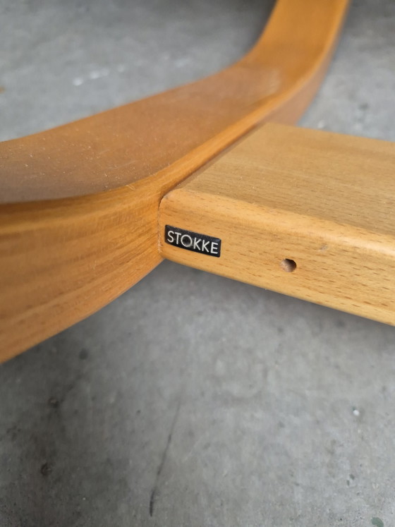 Stokke Varier Gravity by Peter Opsvik - Design Classic - Ergonomic Rocking Chair – Armchairs, Wood, Leather (photo 4 of 5)