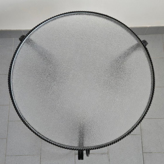 Image 1 of Vintage bijzettafel/salontafel uit de jaren 50, zwart metaal en mat glas.