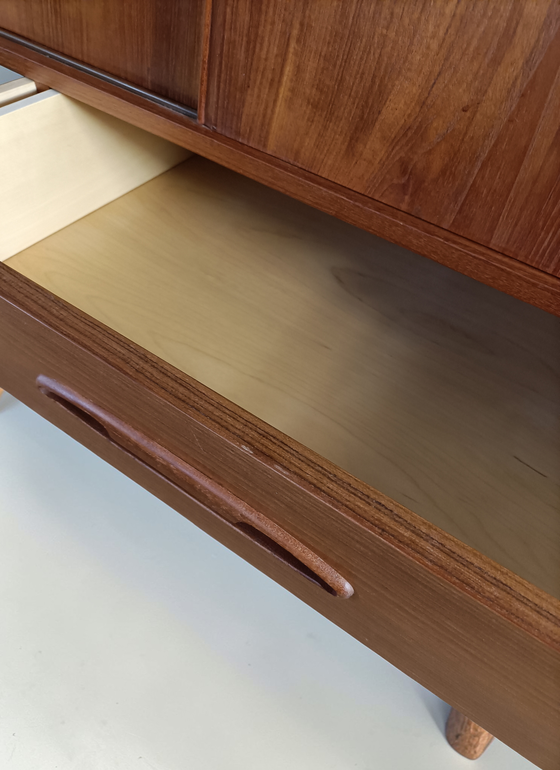 Image 1 of Deens vintage dressoir 