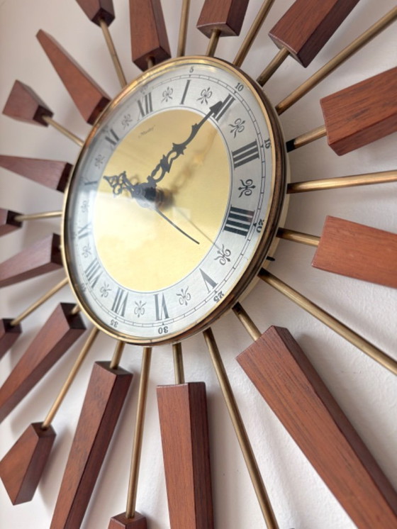 Image 1 of Bellissimo orologio da parete vintage Manley a forma di stella o sole, anni '60