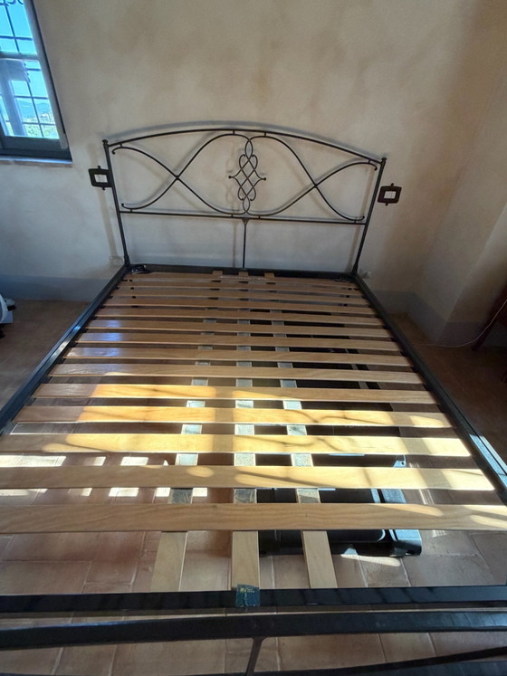 Letto matrimoniale Caporali Arco, Ferro Soffiato, con rete a doghe, Letti matrimoniali, Grigio (foto 5 di 15)