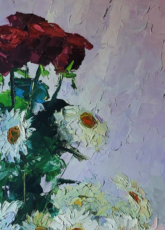 Image 1 of Pintura al óleo original: Bodegón de flores, ramo de margaritas y rosas.