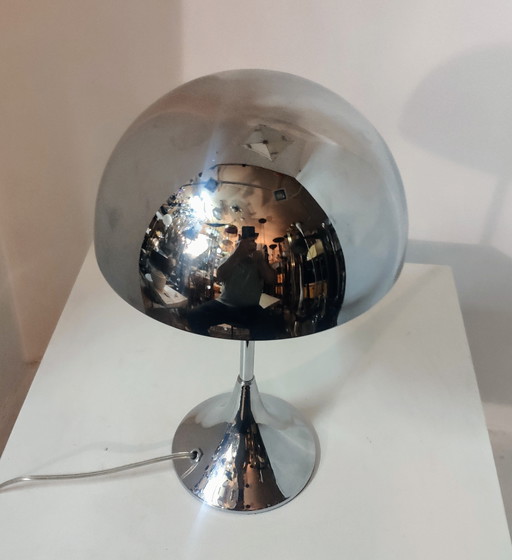 Mushroom lamp