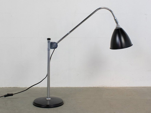 Gubi Bestlite BL1 table lamp design Robert Dudley