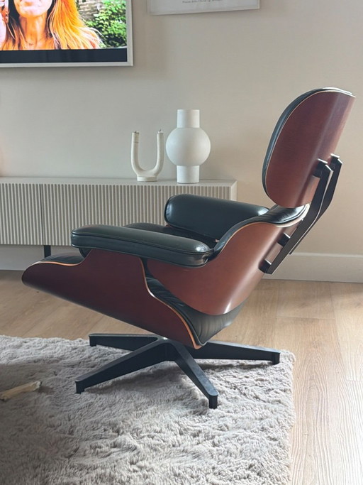 Charles & Ray Eames Loungestoel – draaistoelen, Leather (photo 2 of 6)