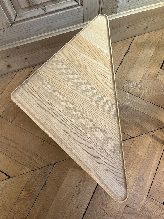 Image 1 of Tavolino modello "TOREI" Editore: Cassina