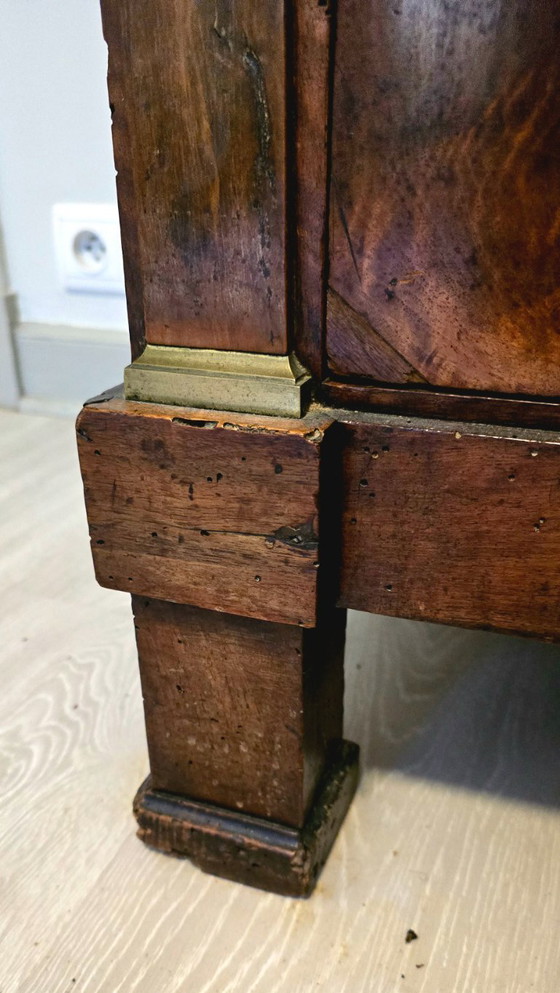 Image 1 of Cassettiera e specchio in stile Impero