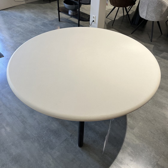 Image 1 of XOOON Lund Esstisch - Ø140