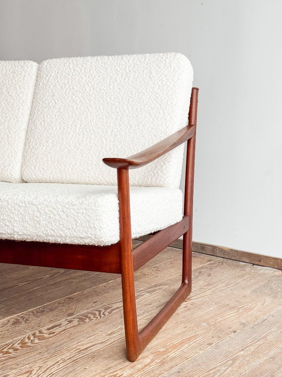 Image 1 of Sofa FD 130 by Peter Hvidt for France and Daverkosen, Teak