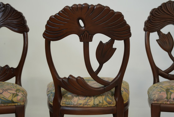 Image 1 of Set van 6 handgesneden Art Nouveau Revival eetkamerstoelen met bloemenzittingen
