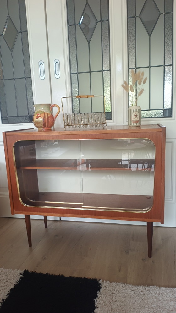 Image 1 of Vintage mid-century vitrinekastje / drankkastje in teak