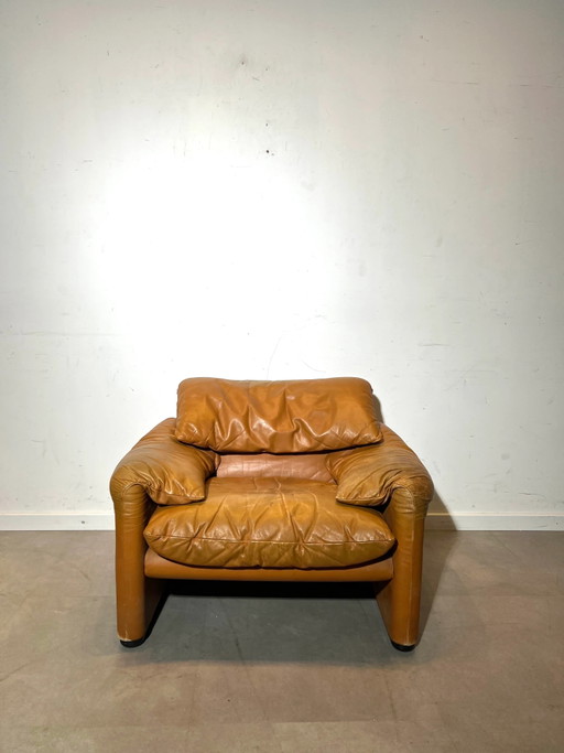 Sillón Cassina Maralunga de cuero de Vico Magistretti – fauteuils (photo 2 of 9)