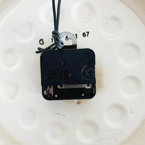 Image 1 of Vintage Kienzle Boutique keramische wandklok keramiek klok Fat lava Space age 1970's