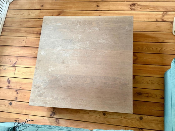 Beautiful solid wood coffee table, Floating block design in brutalist style (100 x 100 cm), Metal, Brown (photo 8 of 8)