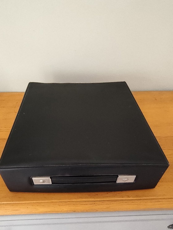 Image 1 of Underwood 310 typemachine, gemaakt in Spanje.