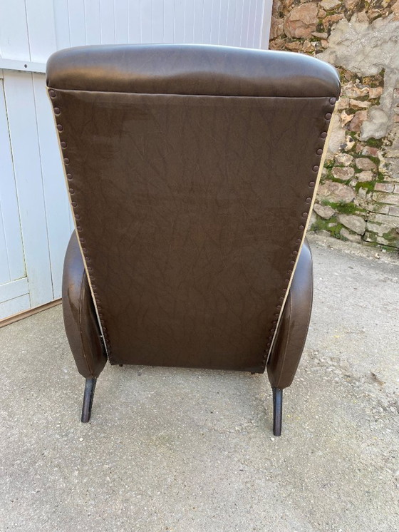 Image 1 of Fauteuil lounge inclinable repose pied simili cuir skai vintage 50