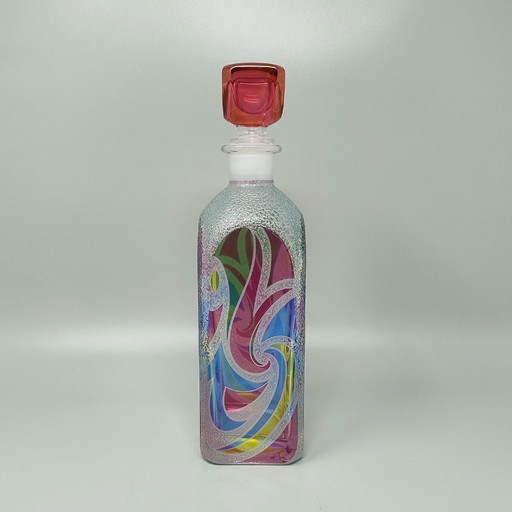 Atemberaubende Karaffe oder dekorative Flasche aus den 1970er Jahren von Luigi Bormioli. Hergestellt in Italien.