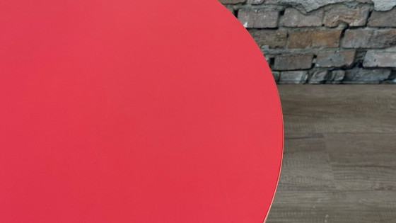 Image 1 of Mesa contenedor Moooi roja
