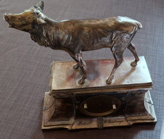 Image 1 of Antieke metalen hertenklok - Decoratief vintage uurwerk (2C07A)