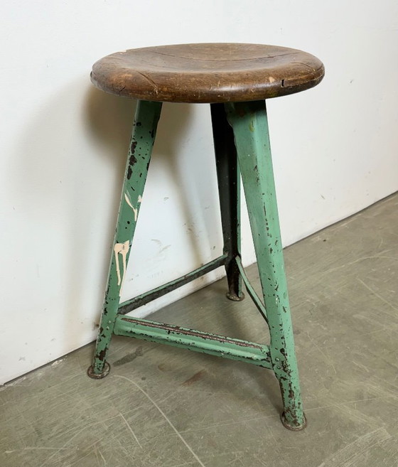 Image 1 of Grüner Werkstatthocker im Industriestil, 1960er Jahre