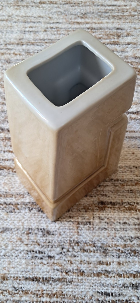 Modernist style ceramic Vase made in France, Beige (photo 5 of 7)