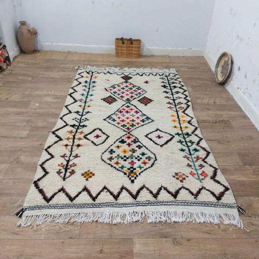 Azilal Berber-kleed – Natuurlijke wol uit Marokko, handgeweven (240 × 145 cm)